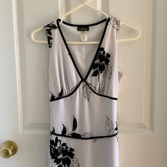 Le Château dress - Picture 1 of 3